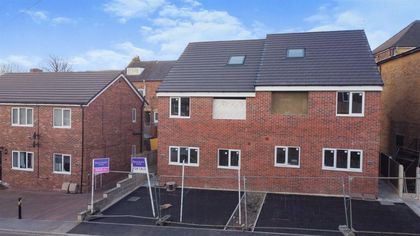 Properties For Sale in Croft Road, Barnsley, S74 0HF